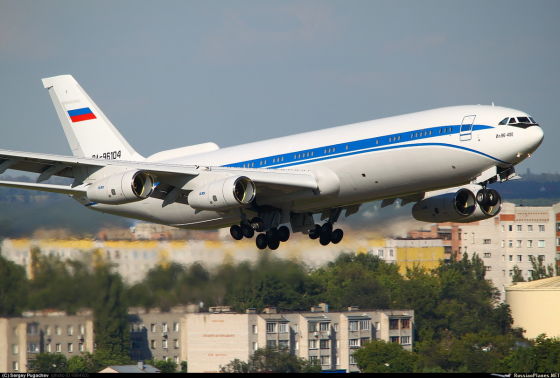 Самолет Ил-96-400Т