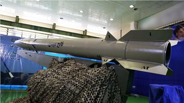 Иранская баллистическая ракета нового поколения "Фатех"