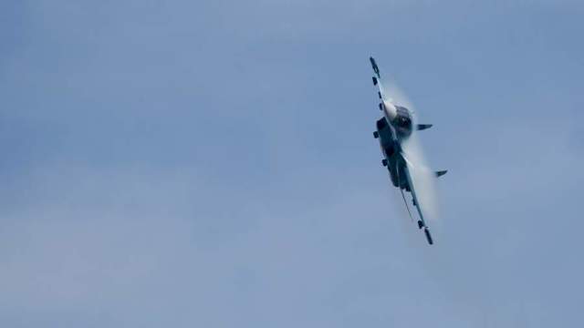 Истребитель-бомбардировщик Су-34