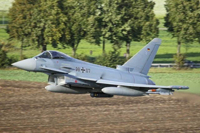 Истребитель Eurofighter Typhoon ВВС Германии