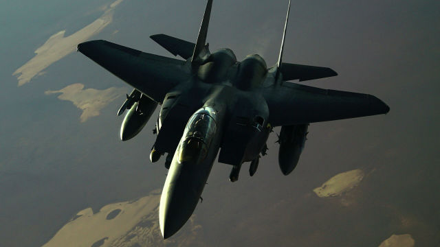 Истребитель F-15E Strike Eagle ВВС США