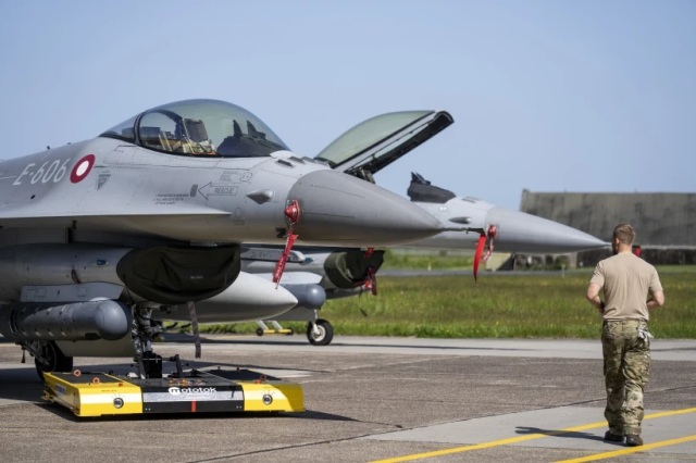 Истребители Lockheed Martin F-16AM Fighting Falcon ВВС Дании на датской авиабазе Скридструп, 26.05.2023