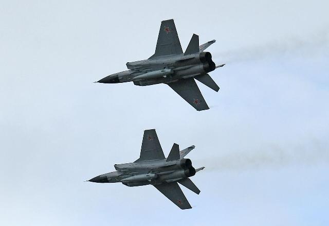 Истребители оснащенные гиперзвуковыми авиационными комплексами Х-47М "Кинжал"