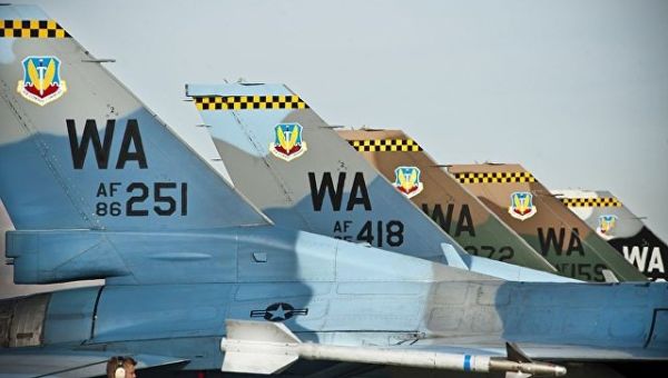 Истребители F-16С 64-й эскадрильи агрессоров (64th Aggressor Squadron)