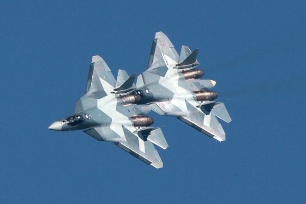 Истребители пятого поколения Су-57