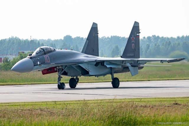Истребители Су-35С