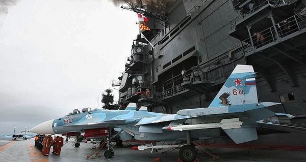 Истребители "Су-33"