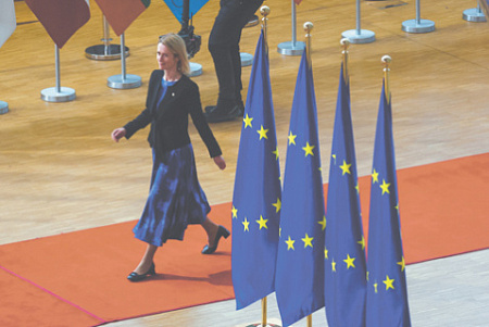 Кая Каллас давно освоилась в брюссельских коридорах ЕС, но теперь она мечтает возглавить НАТО. Фото Reuters