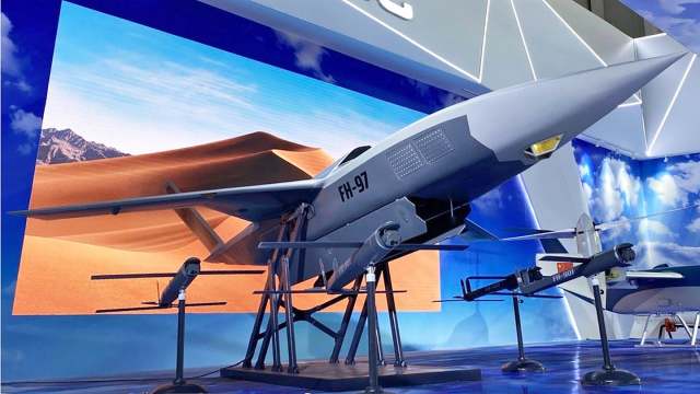 kitaicy skopirovali potencialno revolyucionnyi amerikanskii dron valkyrie 5qwigir2 1632909961.t Airshow China 2021: парад китайских военных достижений
