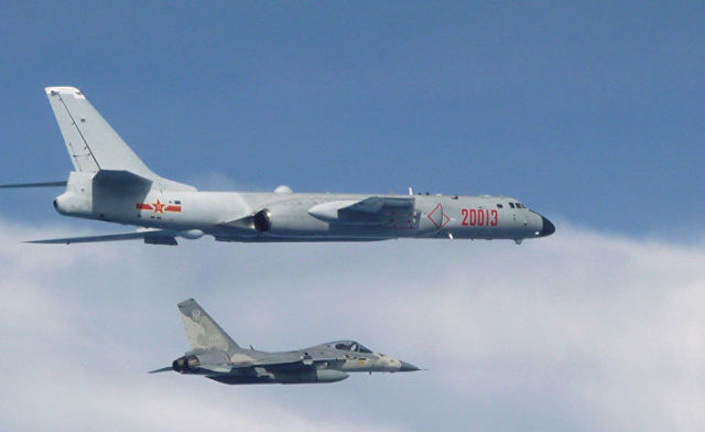 Китайский бомбардировщик H-6