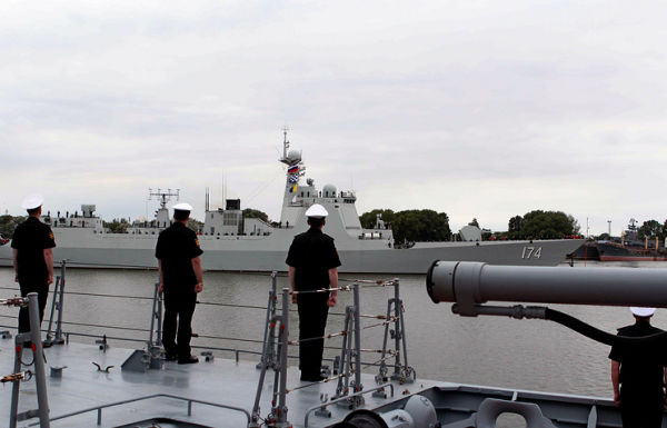 Китайский эсминец "Хэфэй" (проект 052D) в Балтийске