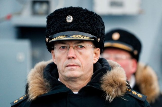Командующий Балтийским флотом адмирал Александр Носатов .