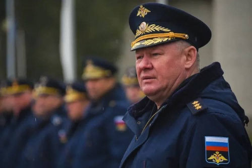 командующий ВДВ РФ А.Сердюков