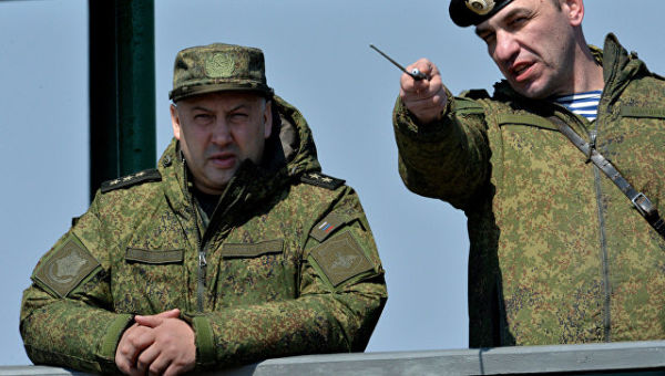 Командующий войсками Восточного военного округа генерал-полковник Сергей Суровикин. Архивное фото
