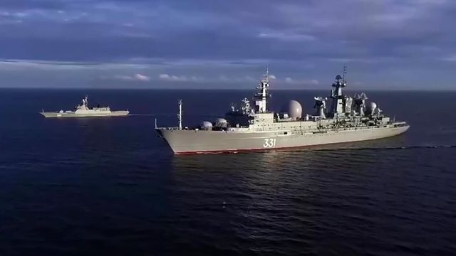 Корабль управления "Маршал Крылов" ВМФ России в северной части Японского моря, где пройдут учения "Восток-2022" совместно с ВМС народно-освободительной армии Китая. Скриншот видео
