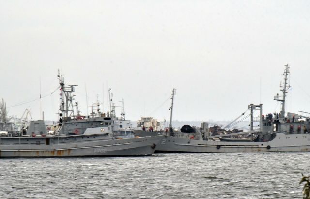 Корабли ВМФ Украины в порту города Очакова