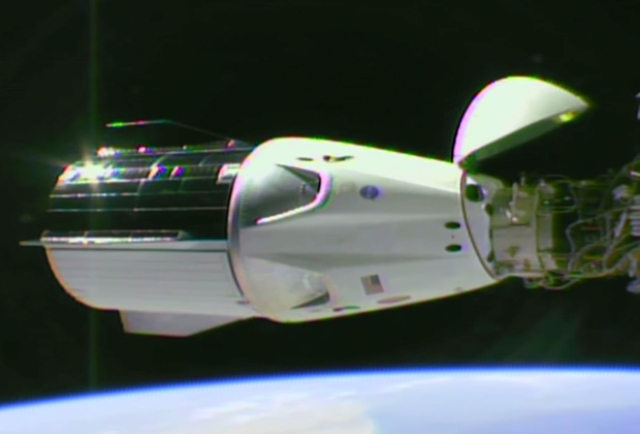 Космический корабль SpaceX Crew Dragon