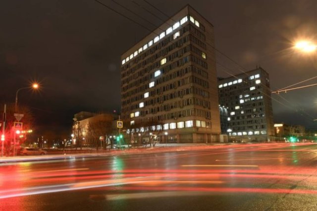 Красноярск. В ночь на 7 марта буква Z зажглась в окнах многих зданий города.