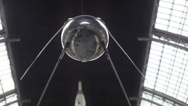 Макет первого советского искусственного спутника Земли