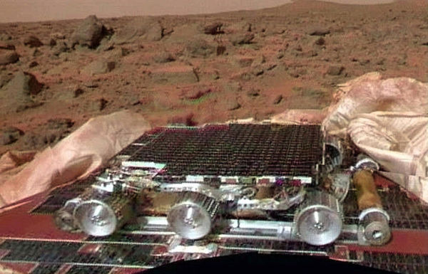 Марсоход "Соджорнер" на Марсе, 4 июля 1997 года