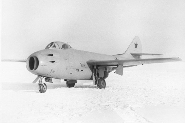 МиГ-9.