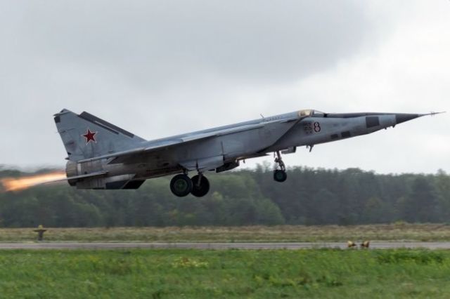 МиГ-25, самолет-рекорд.