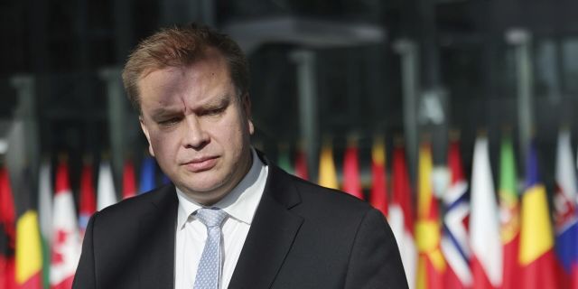 Министр обороны Финляндии Антти Кайкконен (Antti Kaikkonen)