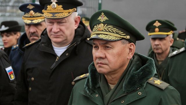Министр обороны РФ генерал армии Сергей Шойгу с рабочим визитом в Мурманской области