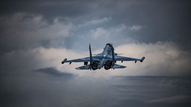 Су-30 Балтфлота нанесли удары по аэродромам «противника» на учениях