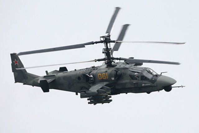 Многоцелевой всепогодный боевой вертолет Ка-52 "Аллигатор"