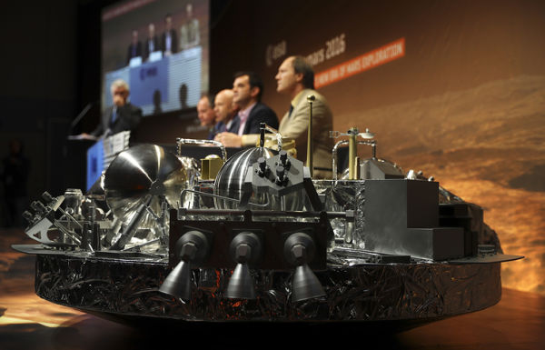 Модель спускаемого аппарата Schiaparelli