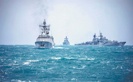Модернизированные корабли российской постройки серьезно усилили возможности китайского флота в Южно-Китайском море. Фото с сайта www.chinamil.com.cn