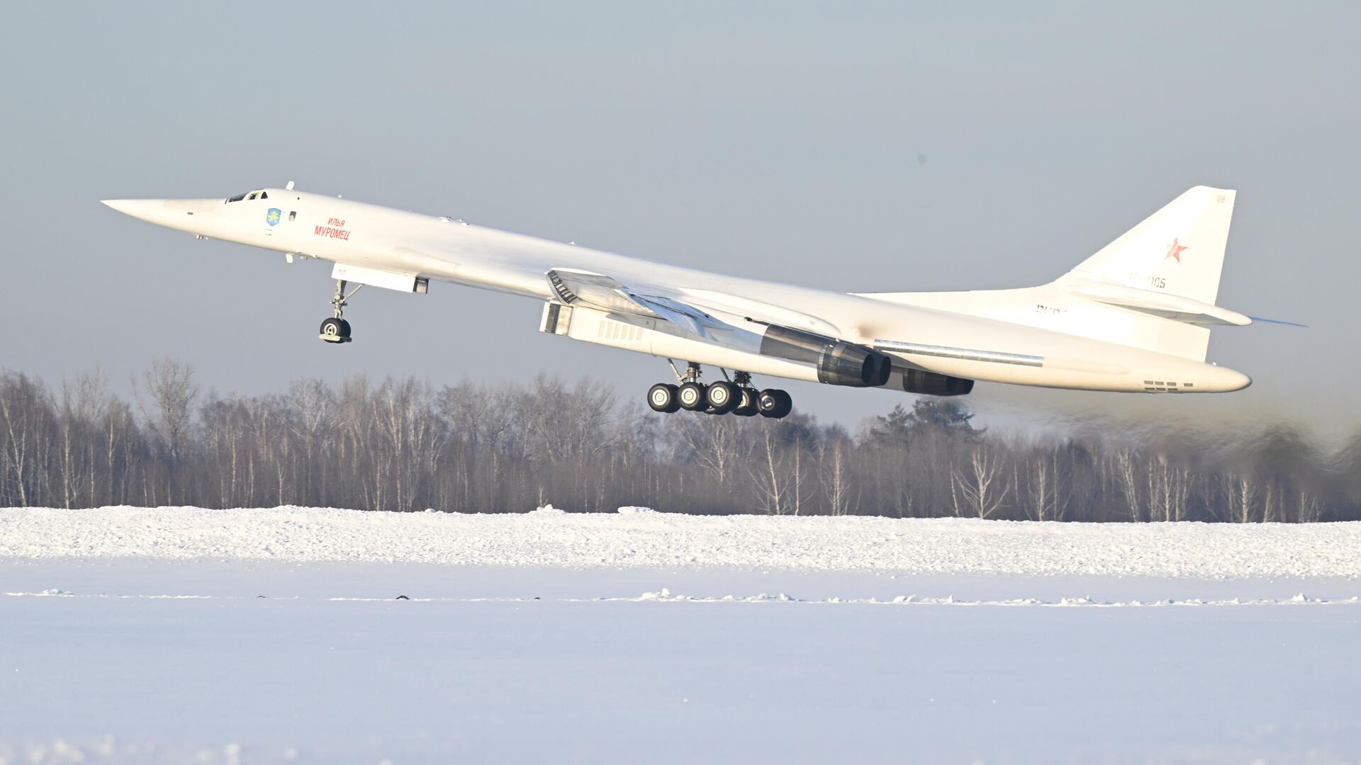 Модернизированный стратегический ракетоносец Ту-160М