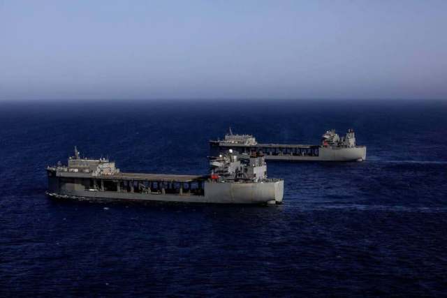 Модификация экспедиционных морских баз ВМС США