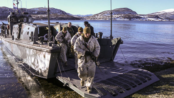 Морпехи США во время учений в Норвегии