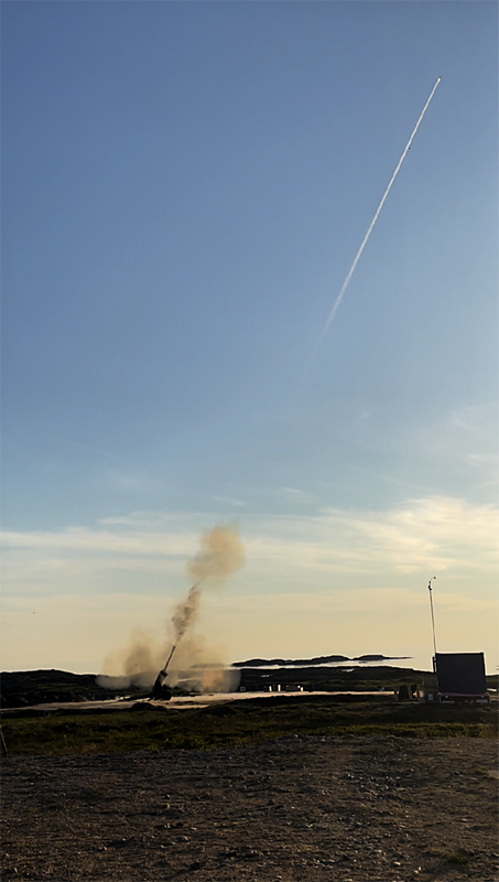 На полигоне. Хорошо видно воспламенение ПВРД по мере того, как снаряд набирает скорость после выстрела из пушки. Фото: Nammo