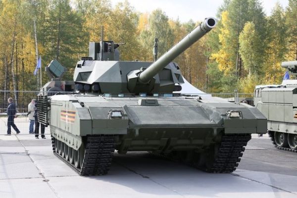 Российский танк Т-14 "Армата"