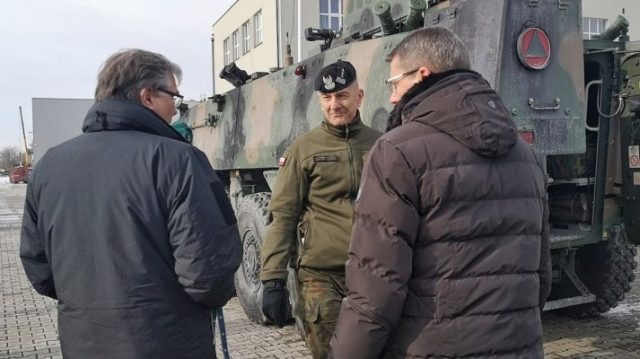 Начальник генштаба Войска Польского ознакомился с новыми разработками национального ВПК