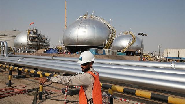 Нефтеперерабатывающий завод Saudi Aramco, подвергшийся атаке хуситов в январе 2020 года
