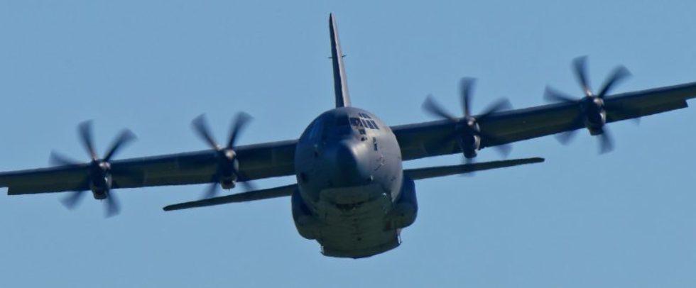 C 130 50. Новая Зеландия отправляет 50 самолетов c-130 Hercules.