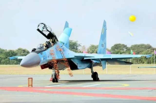 The first two Su-30SME fighters have been officially introduced into the Myanmar Air Force - ВПК.name