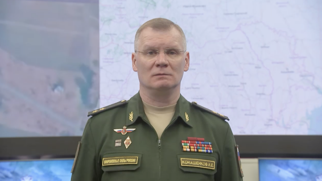 Официальный представитель министерства обороны РФ генерал-лейтенант Игорь Конашенков во время брифинга