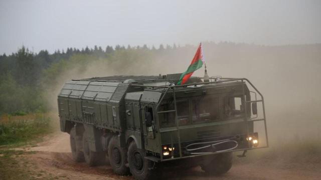 Оперативно-тактический ракетный комплекс "Искандер" вооруженных сил Белоруссии