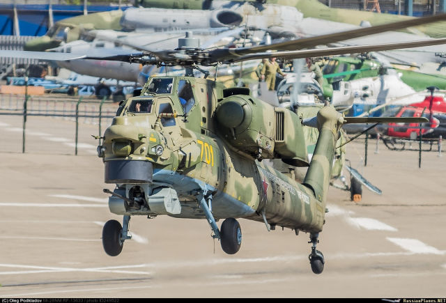 Опытный образец ОП-1 модернизированного боевого вертолета Ми-28НМ (бортовой номер "701 желтый", регистрационный номер RF-13633) после возвращения из Сирии. Люберцы, май 2019 года