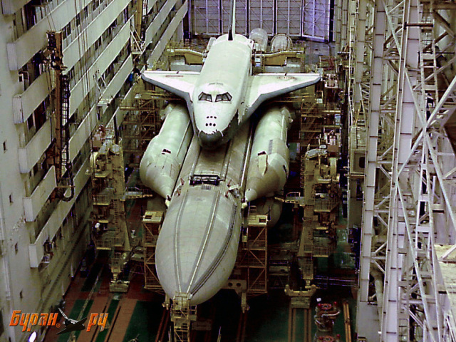Орбитальный корабль "Буран", совершивший первый и последний полёт, 1999 год