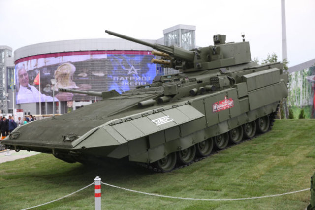 Оснащение БМП Т-15 "Армата" новым модулем позволит существенно повысить боевую мощь.