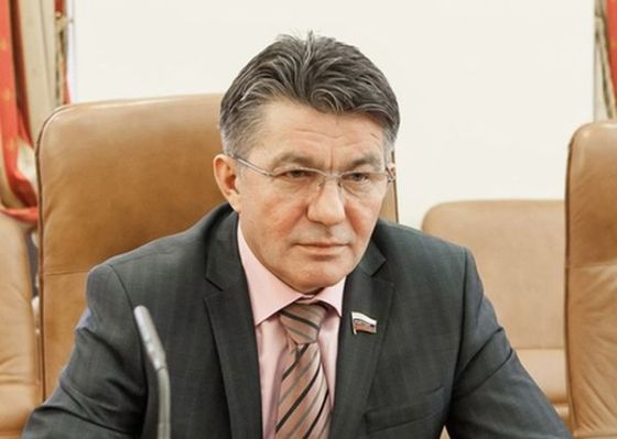 Виктор Озеров