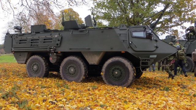 Первые полученные шведской армией новые колёсные бронетранспортеры Patria 6x6 (Patgb300A), 26.10.2023