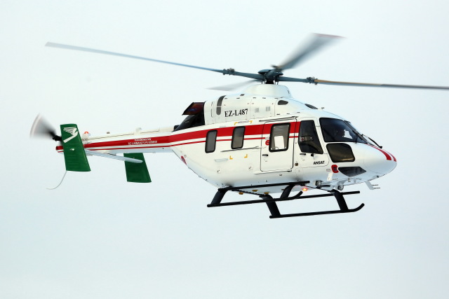 Первый поставленный в Туркмению легкий вертолет "Ансат" (туркменский регистрационный номер EZ-L487) производства ПАО "Казанский вертолетный завод" (в составе АО "Вертолеты России")