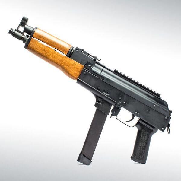 Пистолет-пулемёт AK-Draco NAK9.